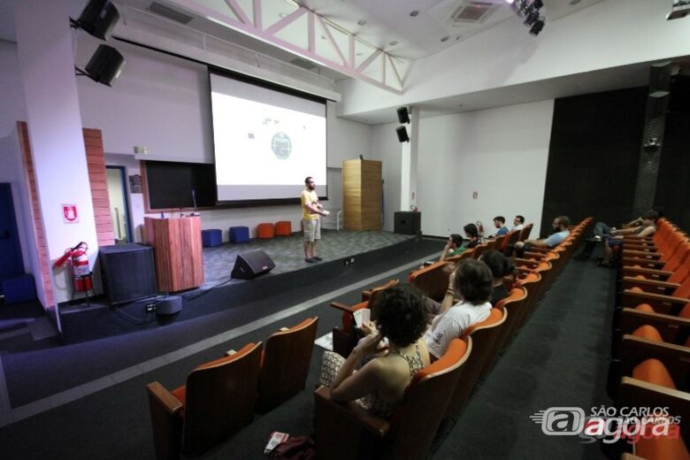 Seminário de Coisas Legais foi uma das atrações da Virada Científica no ICMC. Foto: Divulgação -