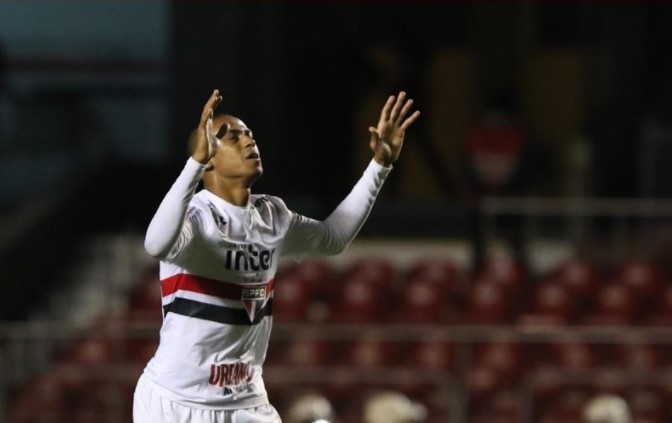 Bruno Alves fez o gol da vitória são-paulina - Crédito: Rubens Chiri/saopaulofc.net