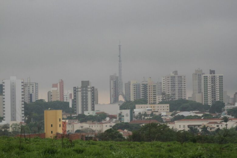 Semana começa com frio e céu nublado; confira a previsão -
