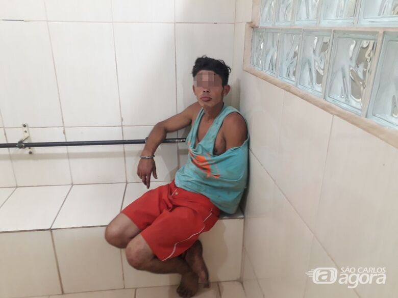 Polícia age rápido e detém ladrão em residência - Crédito: Marco Lúcio
