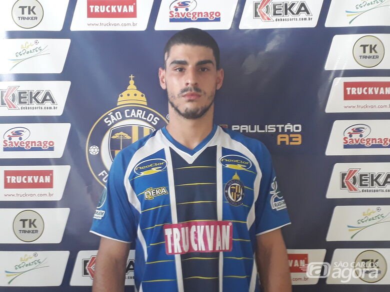 São Carlos apresenta o lateral direito Gabriel Mendes - Crédito: Divulgação