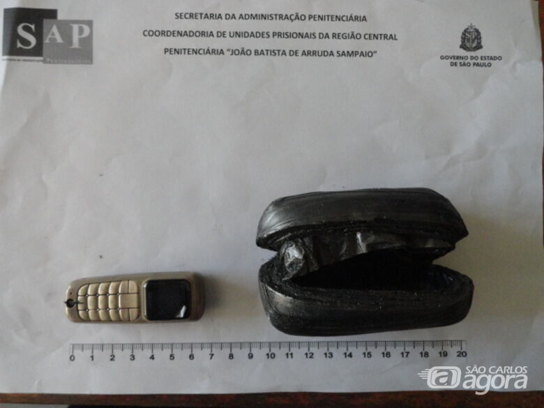 Mulher é detida com microcelular em órgão genital na PII de Itirapina - Crédito: Divulgação
