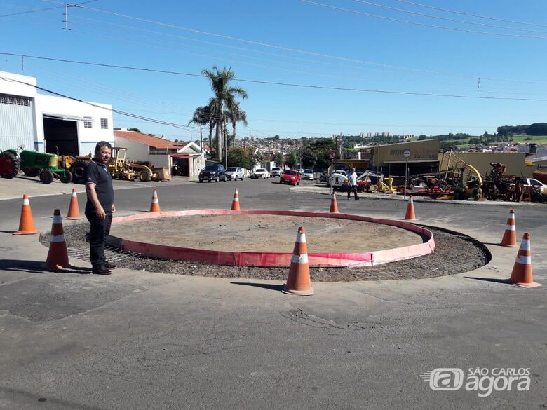 Malabim tem solicitação atendida e rotatória é instalada na Avenida Gregório Aversa - Crédito: Divulgação