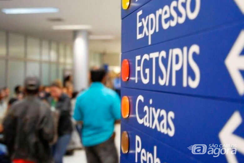 Caixa inicia pagamento do abono salarial PIS 2018/2019 para nascidos em maio e junho - Crédito: Divulgação