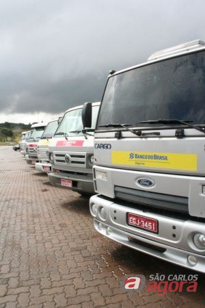 Frota de guinchos da empresa. (Foto: Tiago da Mata / SCA)