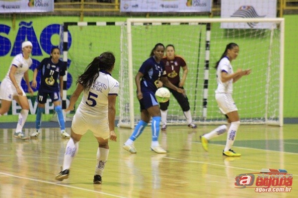 Futsal feminino: São Carlos perde de 4 a 1 para Botucatu. (Foto: Tiago da Mata / SCA)