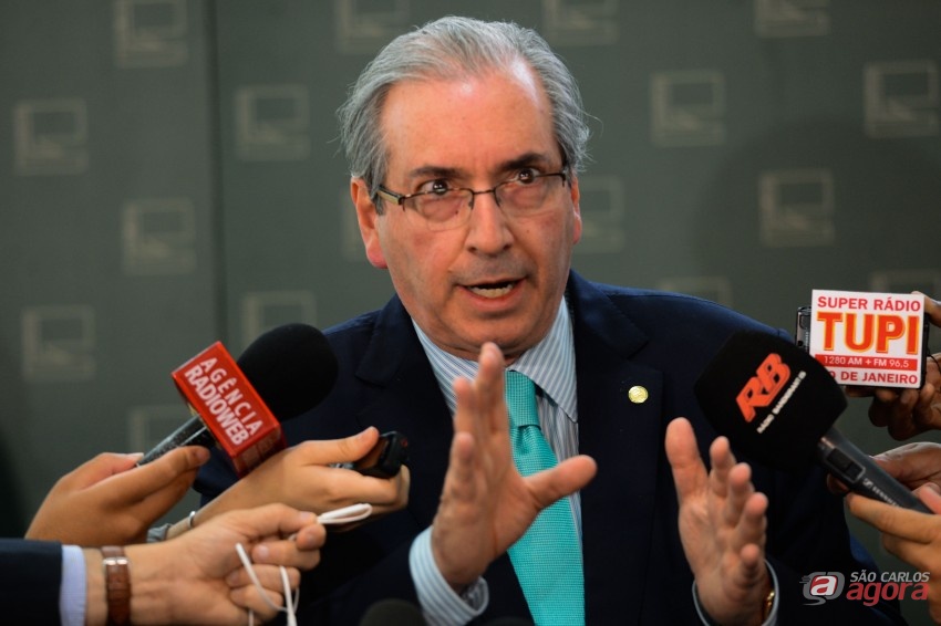 Cunha Deve Decidir Sobre Pedidos De Impeachment De Dilma Em Ou