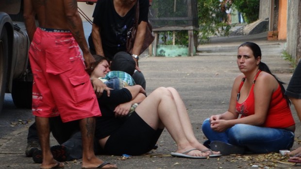 A morte da pequena Yasmin Postacchini Brunelli, de 12 anos, comoveu parentes e amigos. (foto Milton Rogério)