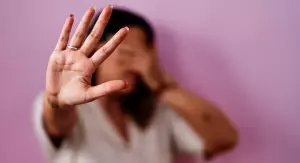 Lucão Fernandes apoia "Programa Antes que Aconteça" para proteção da mulher
