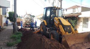 SAAE conclui manutenção emergencial em rede de esgoto na Rua José Bonifácio