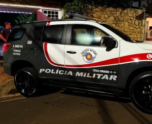 Força Tática apreende grande quantidade de drogas e detém suspeito após perseguição no Santa Felícia