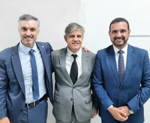 Vinícius Marchese recebe título de Cidadão Honorário na AEASC