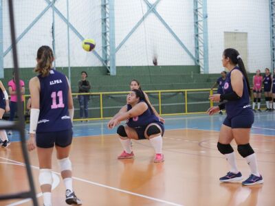 São Carlos Clube B surpreende e derrota o Fênix na Copa Elisângela  Rebordões - Portal SCDN