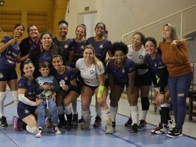 São Carlos Clube B surpreende e derrota o Fênix na Copa Elisângela  Rebordões - Portal SCDN