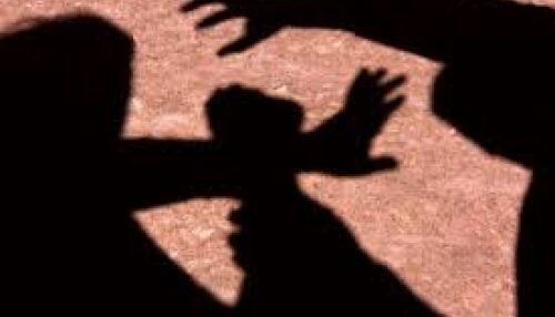 Pai registra ocorrência após encontrar filha com lesões no corpo