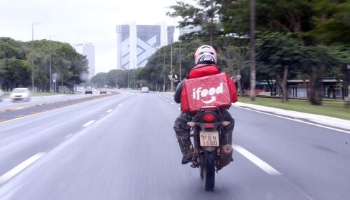 STF nega vínculo trabalhista entre motoristas e empresas de aplicativo