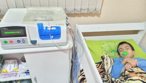 Mãe de adolescente com doença renal cobra respostas da CPFL sobre fornecimento de gerador de energia
