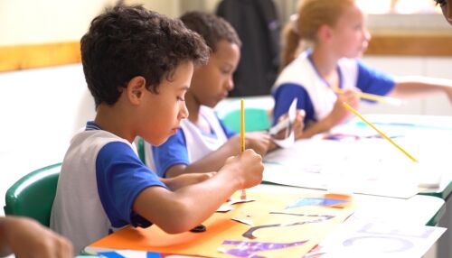 Quase 4 mil alunos da rede municipal de Ibaté iniciam o ano letivo nesta quinta-feira