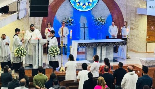 Paróquia Nossa Senhora de Fátima recebe imagem e relíquia peregrina de Santa Rita de Cássia 