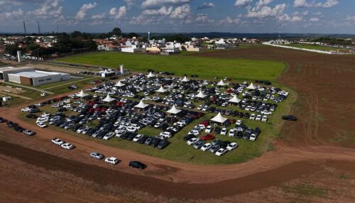 Ibaté recebe tradicional Megafeirão de Veículos