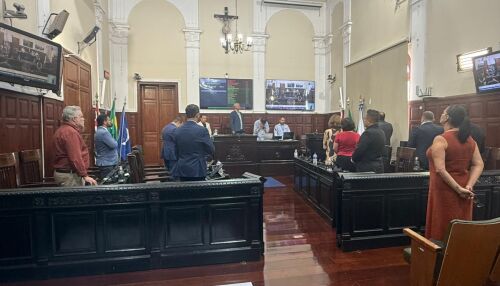 Lineu Navarro pede explicações sobre valores cobrados na conta de água 