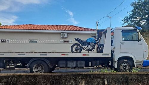 Motocicleta usada para arruaça é apreendida pela PM