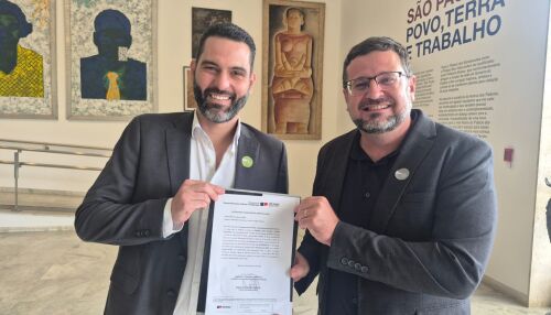 Prefeito Ronaldo Venturi assina Autorizo Governamental de R$ 500 mil com o Governo do Estado