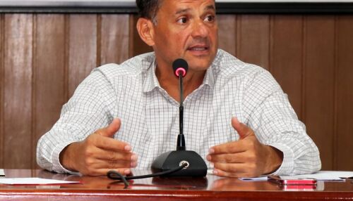 FRANCESCONI JÚNIOR: "Falta política industrial, um 'Plano Safra' para o setor fabril"