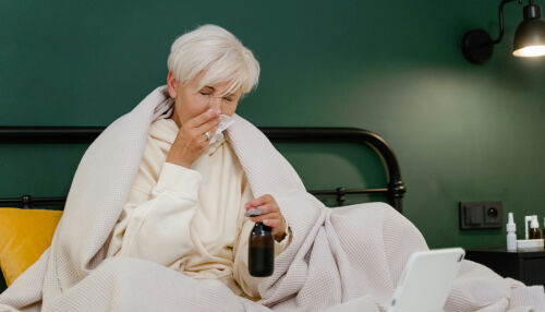 Estudo da UFSCar aponta que Tamiflu reduz mortalidade em idosos hospitalizados com influenza, mesmo após 48 horas