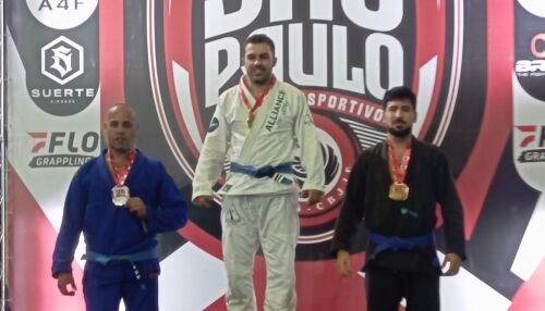 Atleta de São Carlos se destaca em grandes competições de Jiu-Jitsu