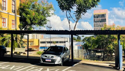 Prefeitura de São Carlos abre prazo para renovação anual de alvará de táxis