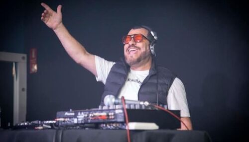 DJ Alex Tello celebra 30 anos de carreira com edição especial da Flash Night