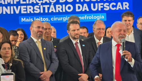 "São Carlos por Elas" ganha destaque durante visita de Lula, e Lucão reforça pauta em evento