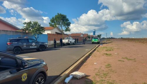 Operação apreende entorpecentes em bairros de Ibaté