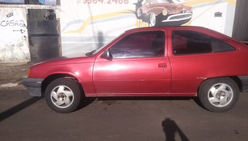 Carro furtado é localizado pelo dono no Cidade Aracy