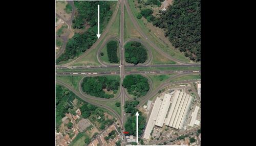 Interdições na Avenida São Carlos alteram trânsito nesta semana para obras de recape
