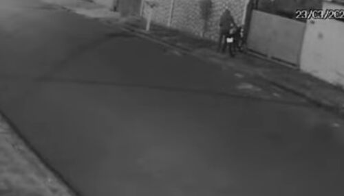 Moto furtada no Arnon de Mello é localizada abandonada em Ibaté