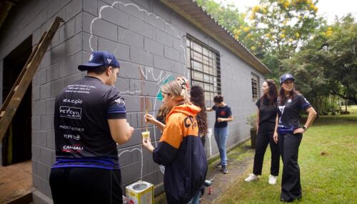 Trote Solidário leva universitários da UFSCar a revitalizar o Horto Florestal de São Carlos