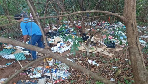 Prefeitura de Ibaté realiza limpeza de área pública após ocupação irregular