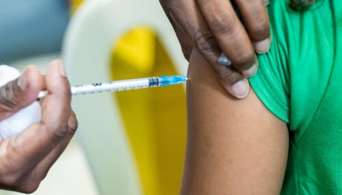 Cobertura vacinal contra HPV fica abaixo da meta entre adolescentes em São Carlos