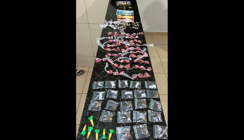 Adolescente é apreendido por tráfico e comprador é detido no Antenor Garcia