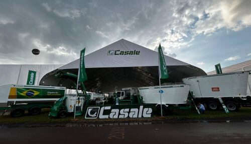 Casale realiza o pré-lançamento da FERTFLEX 12000 durante feira