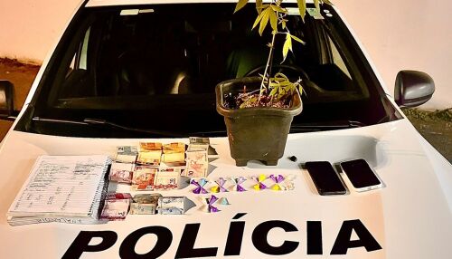 PM prende irmãos em Analândia por tráfico de drogas e receptação de moto adulterada