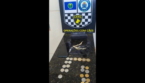 Homem é detido por tráfico de drogas em praça na Vila Costa do Sol