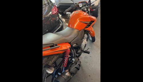 Moto é furtada; proprietário pede ajuda para localizar veículo