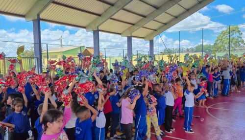 Prefeitura de Ibaté celebra a Páscoa com entrega de ovos para os alunos da rede municipal