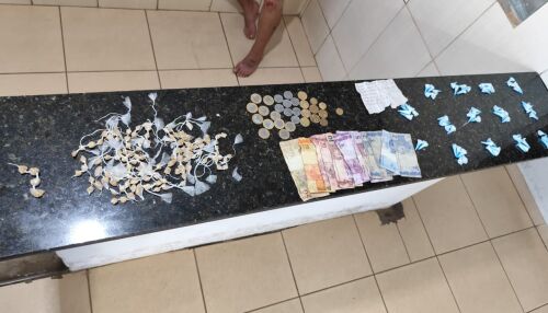 Homem é preso por tráfico de drogas durante operação de Páscoa no CDHU