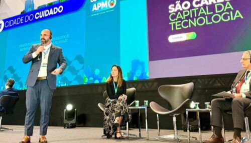 Netto Donato apresenta estratégias de inovação em Congresso Estadual de Municípios