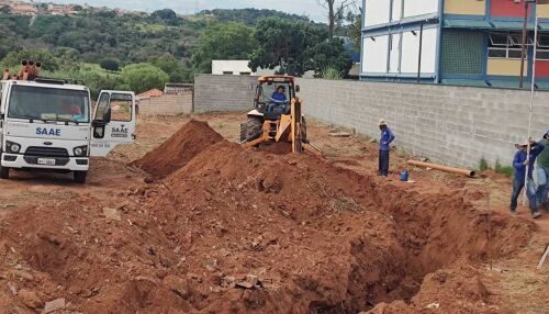 SAAE conclui obra em área crítica e substitui 130 metros de coletor de esgoto no Cidade Aracy