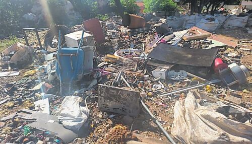 Operação conjunta interdita dois depósitos de sucata irregulares